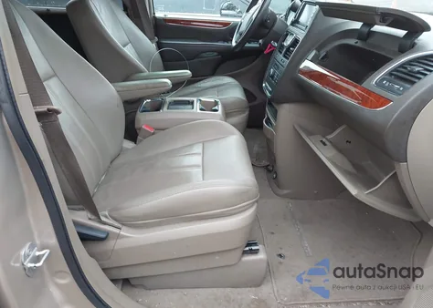 2013 Chrysler Town & Country Touring из США, поврежденный, VIN 2C4RC1BG3DR778321